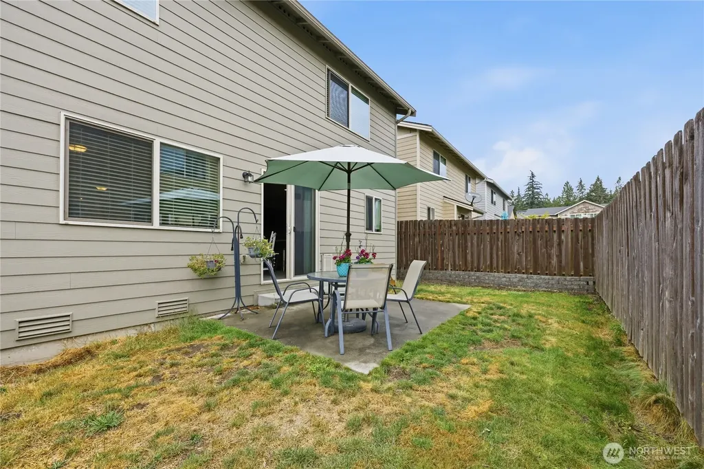 291 NE Tronson Circle Bremerton WA 98311