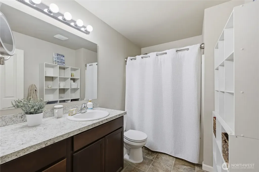 291 NE Tronson Circle Bremerton WA 98311