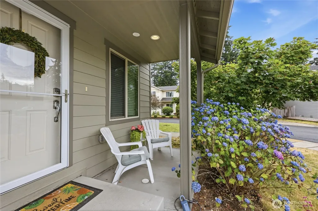 291 NE Tronson Circle Bremerton WA 98311