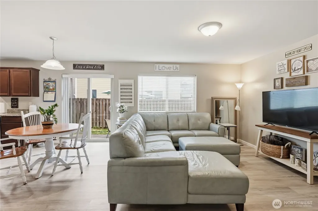 291 NE Tronson Circle Bremerton WA 98311