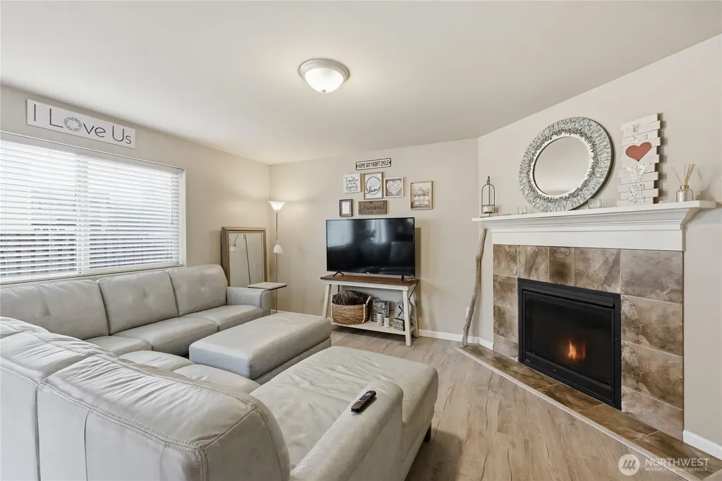 291 NE Tronson Circle Bremerton WA 98311