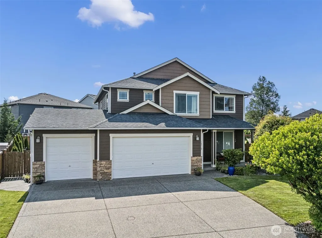 18718 110th Avenue Ct E Puyallup WA 98374