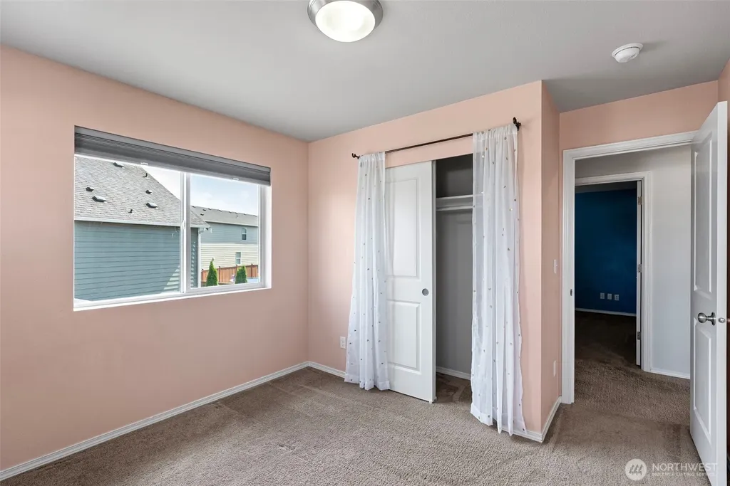 18718 110th Avenue Ct E Puyallup WA 98374