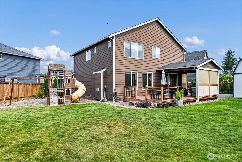 18718 110th Avenue Ct E Puyallup WA 98374