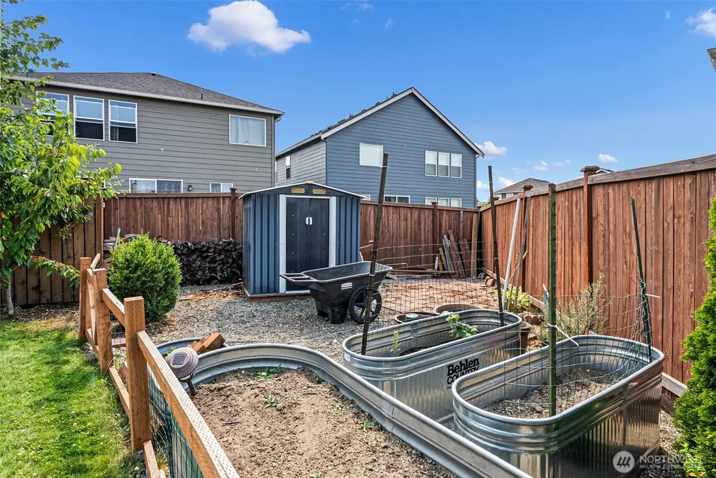 18718 110th Avenue Ct E Puyallup WA 98374