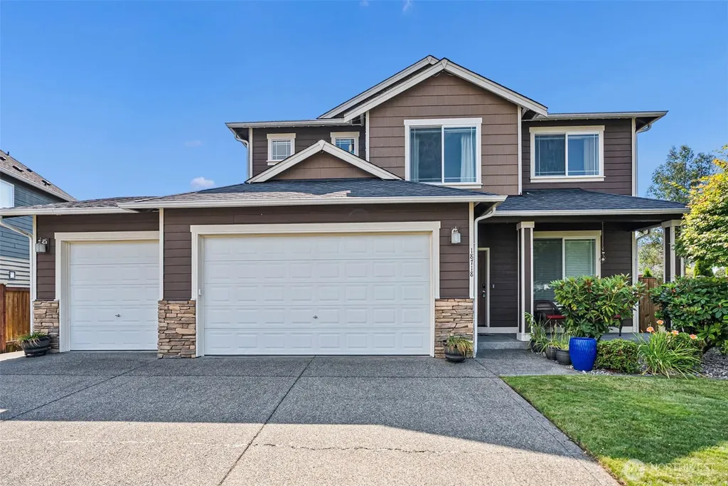 18718 110th Avenue Ct E Puyallup WA 98374