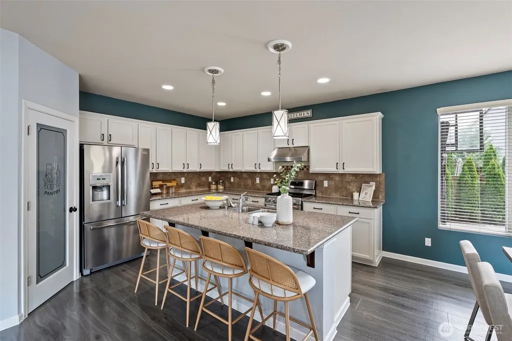 18718 110th Avenue Ct E Puyallup WA 98374