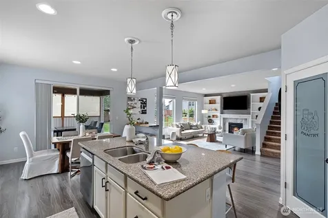 18718 110th Avenue Ct E Puyallup WA 98374