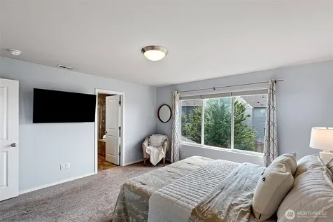 18718 110th Avenue Ct E Puyallup WA 98374