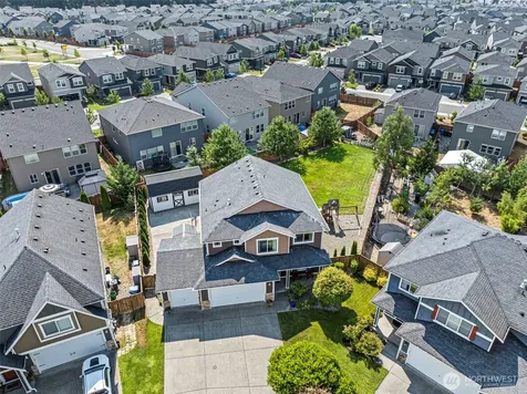 18718 110th Avenue Ct E Puyallup WA 98374