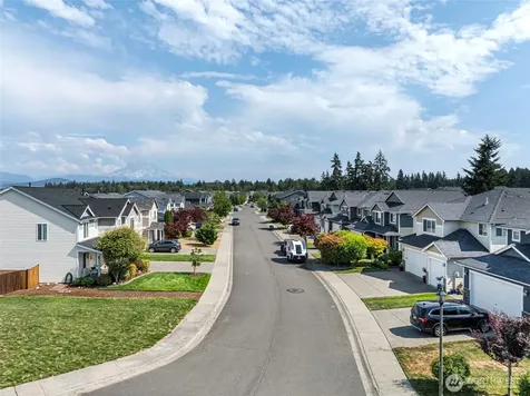18718 110th Avenue Ct E Puyallup WA 98374
