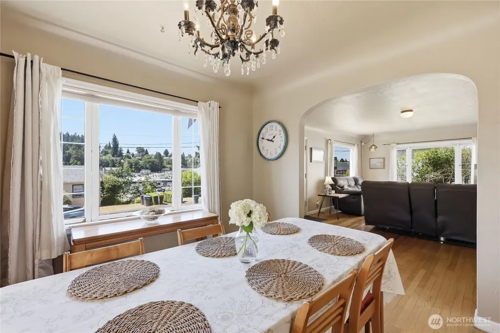 332 Bryan Avenue Bremerton WA 98312