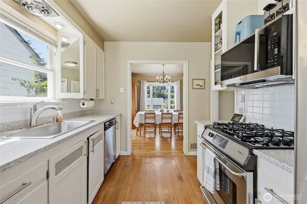 332 Bryan Avenue Bremerton WA 98312
