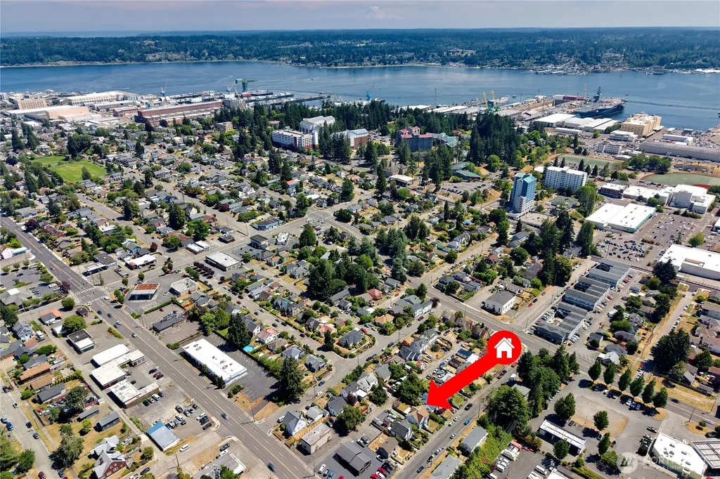 332 Bryan Avenue Bremerton WA 98312