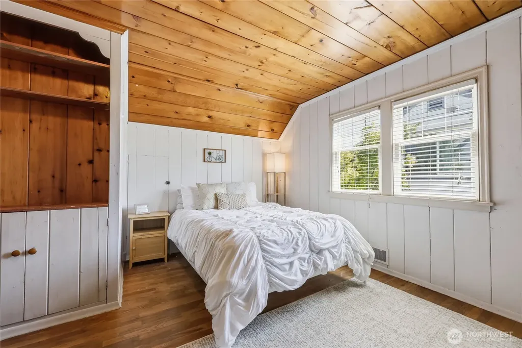 332 Bryan Avenue Bremerton WA 98312