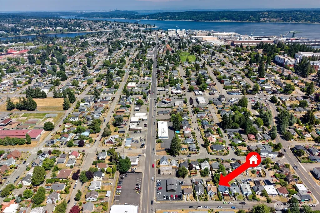332 Bryan Avenue Bremerton WA 98312