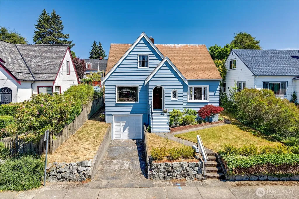 332 Bryan Avenue Bremerton WA 98312
