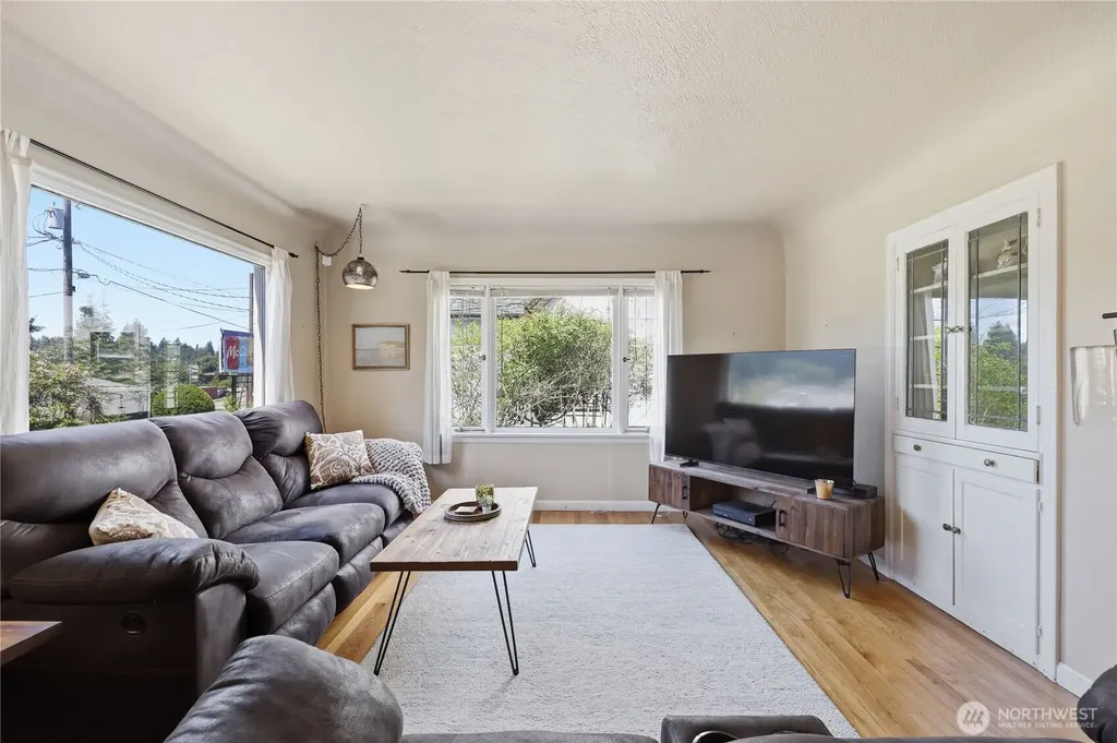 332 Bryan Avenue Bremerton WA 98312