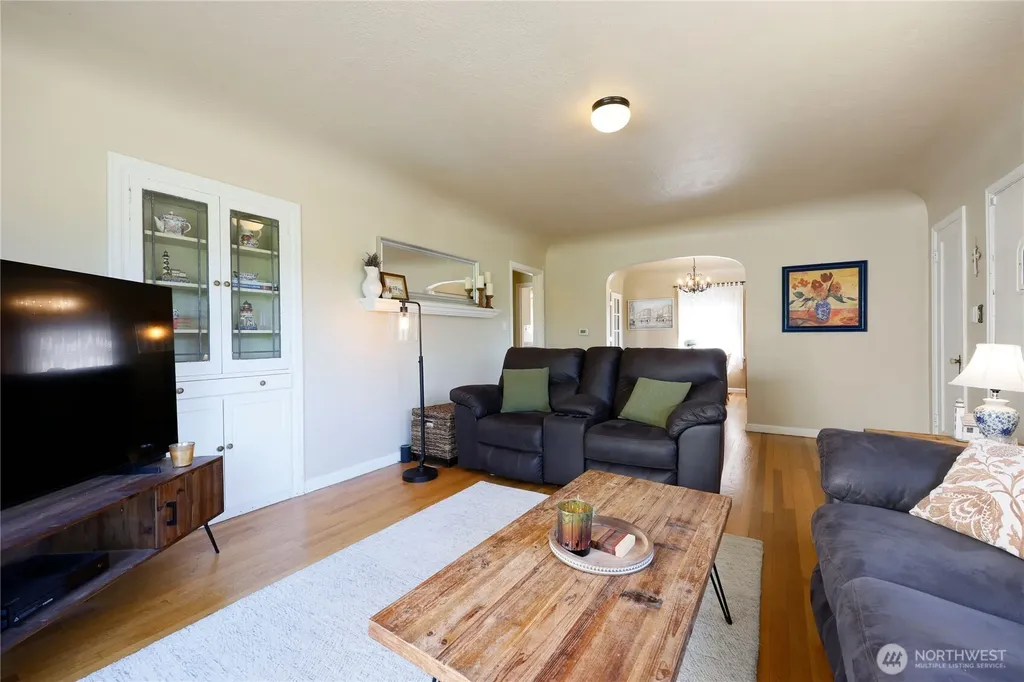 332 Bryan Avenue Bremerton WA 98312