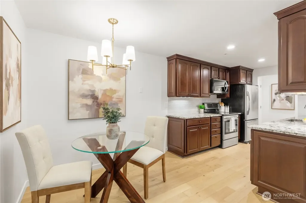 18523 68th Avenue NE Kenmore WA 98028