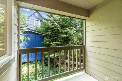 18523 68th Avenue NE Kenmore WA 98028