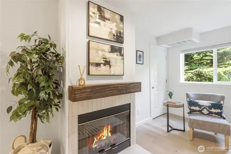 18523 68th Avenue NE Kenmore WA 98028