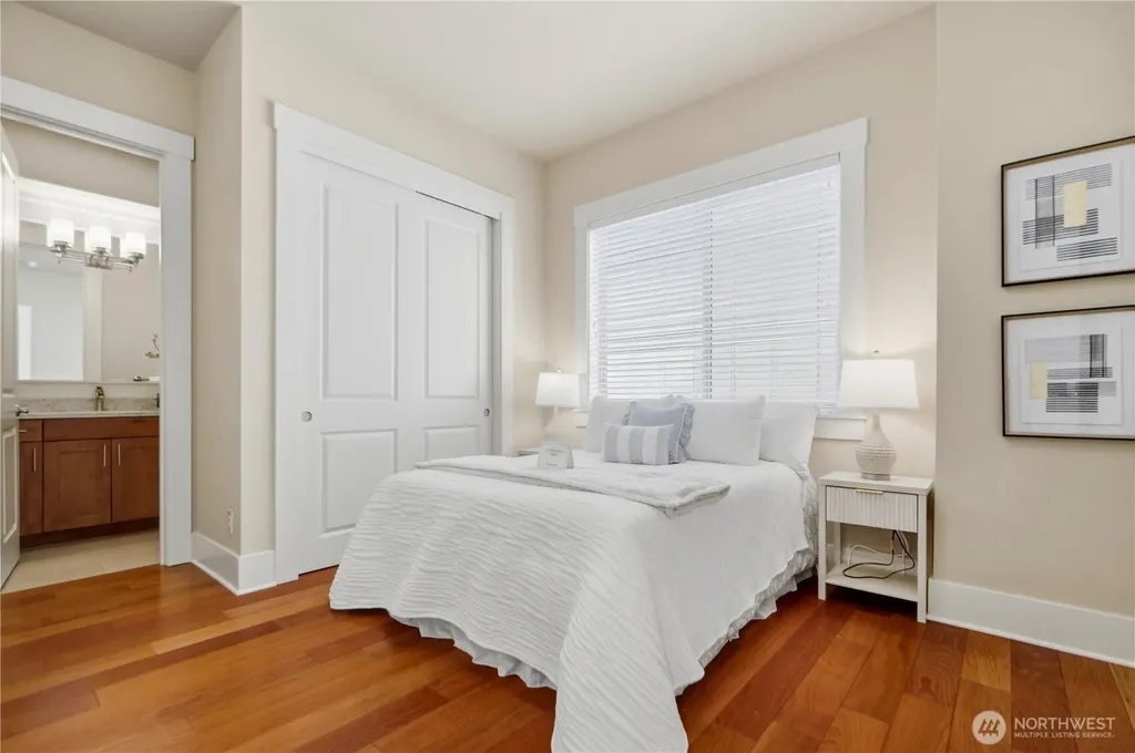 920 233rd Place NE Sammamish WA 98074
