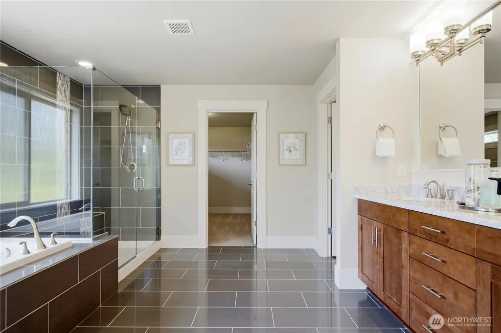 920 233rd Place NE Sammamish WA 98074