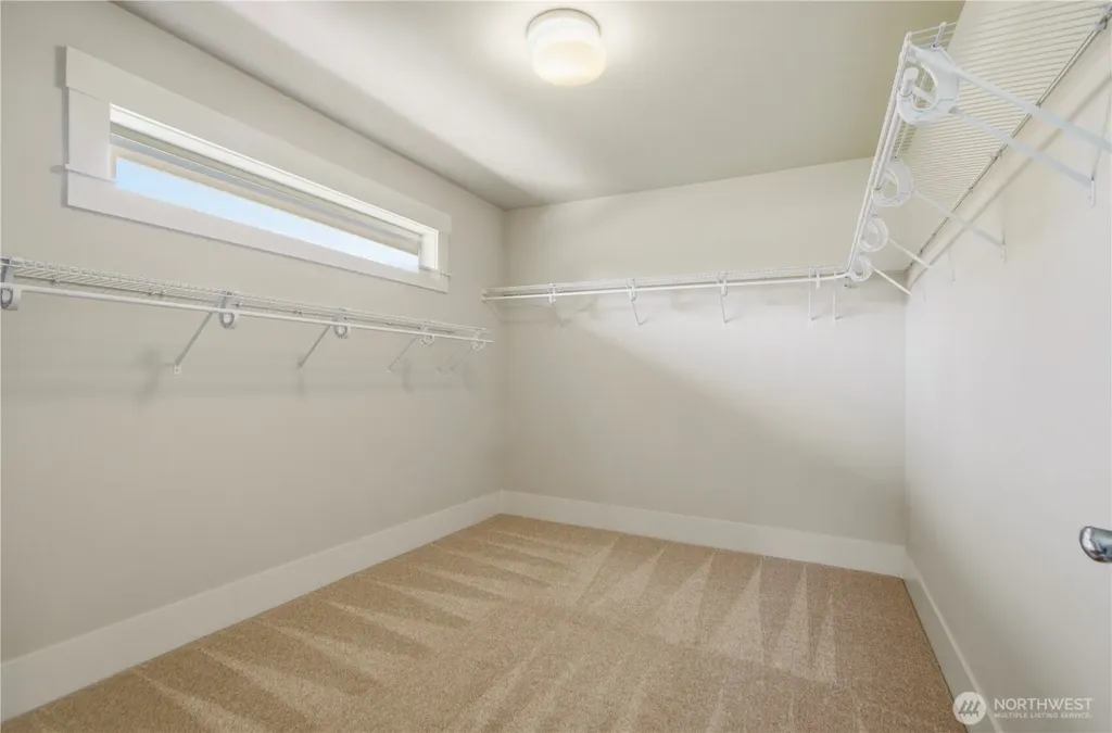 920 233rd Place NE Sammamish WA 98074