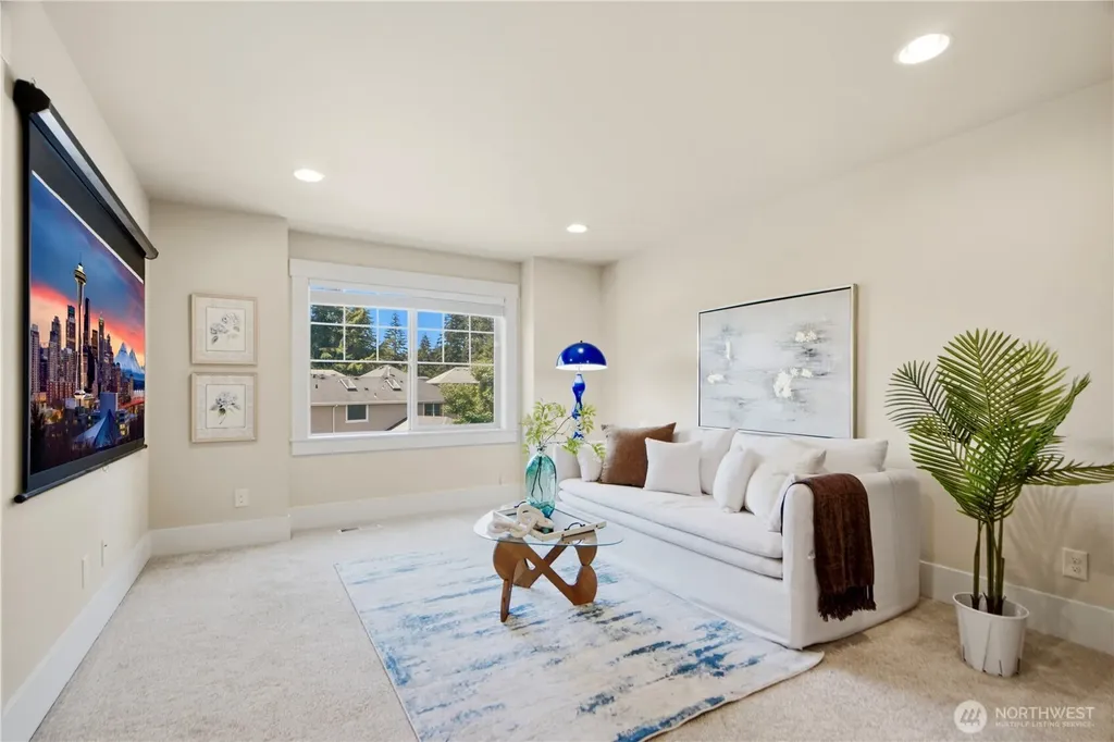 920 233rd Place NE Sammamish WA 98074