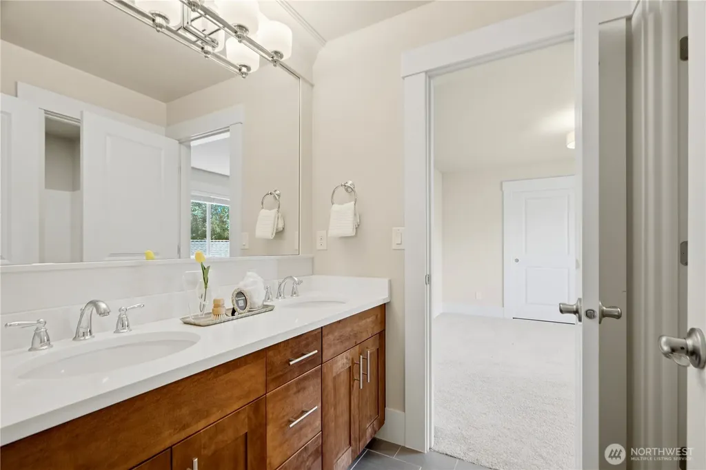 920 233rd Place NE Sammamish WA 98074