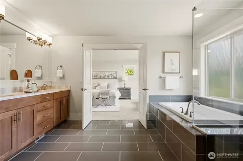 920 233rd Place NE Sammamish WA 98074