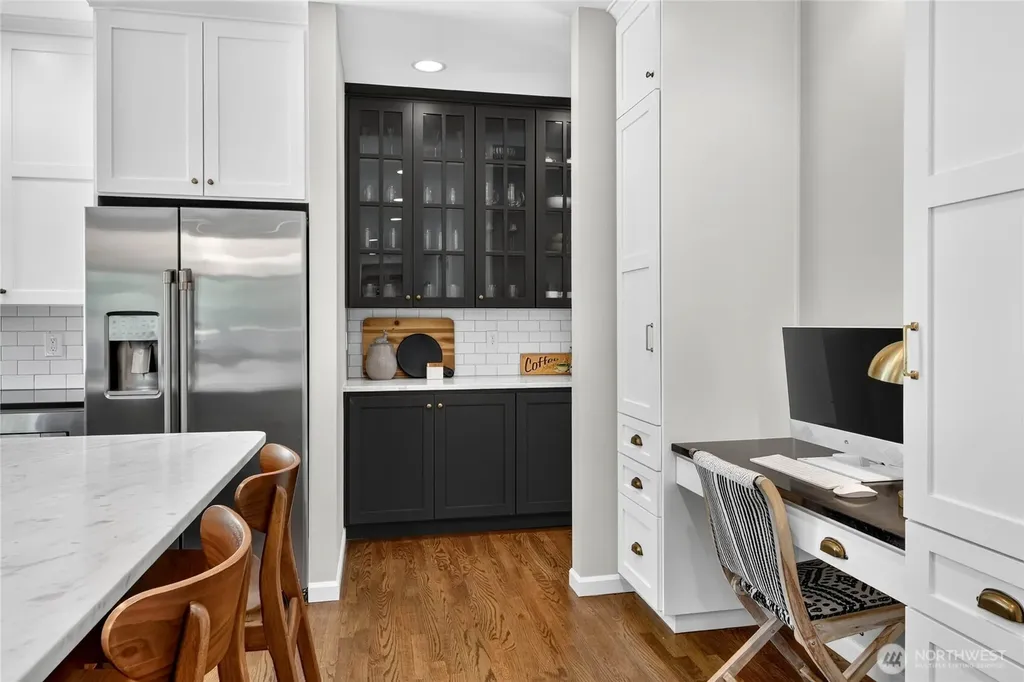 118 246th Way SE Sammamish WA 98074