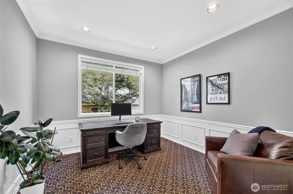 118 246th Way SE Sammamish WA 98074