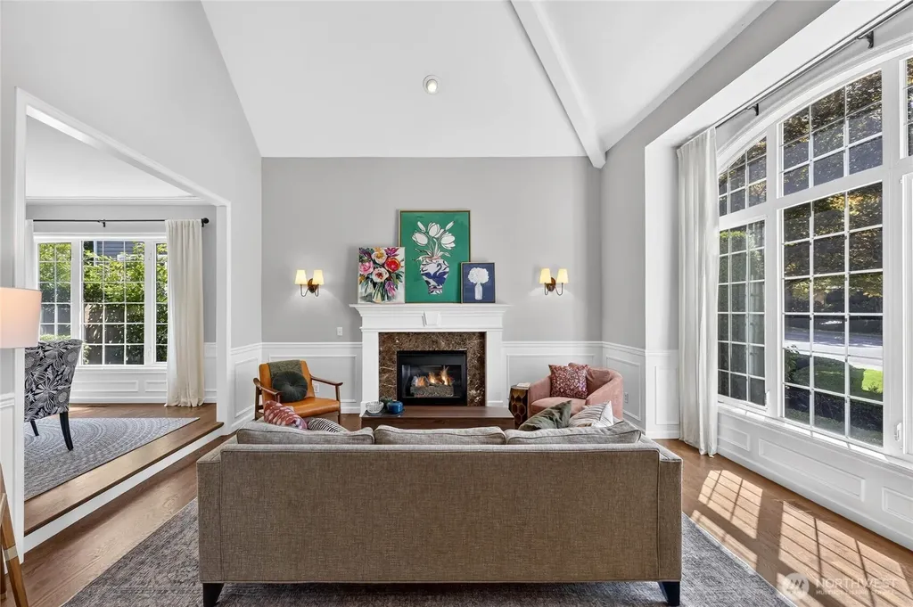 118 246th Way SE Sammamish WA 98074