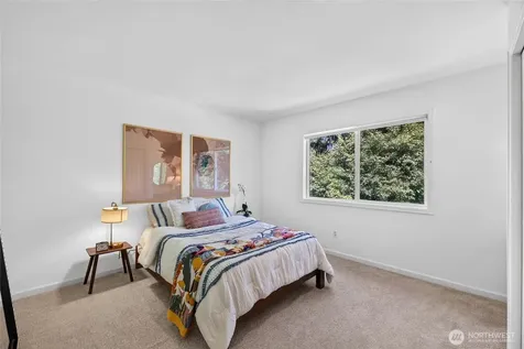 118 246th Way SE Sammamish WA 98074