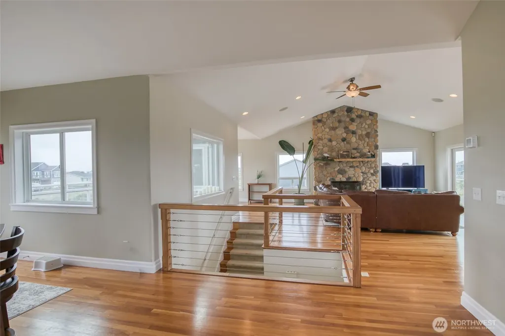 470 W Wind Street Ocean Shores WA 98569