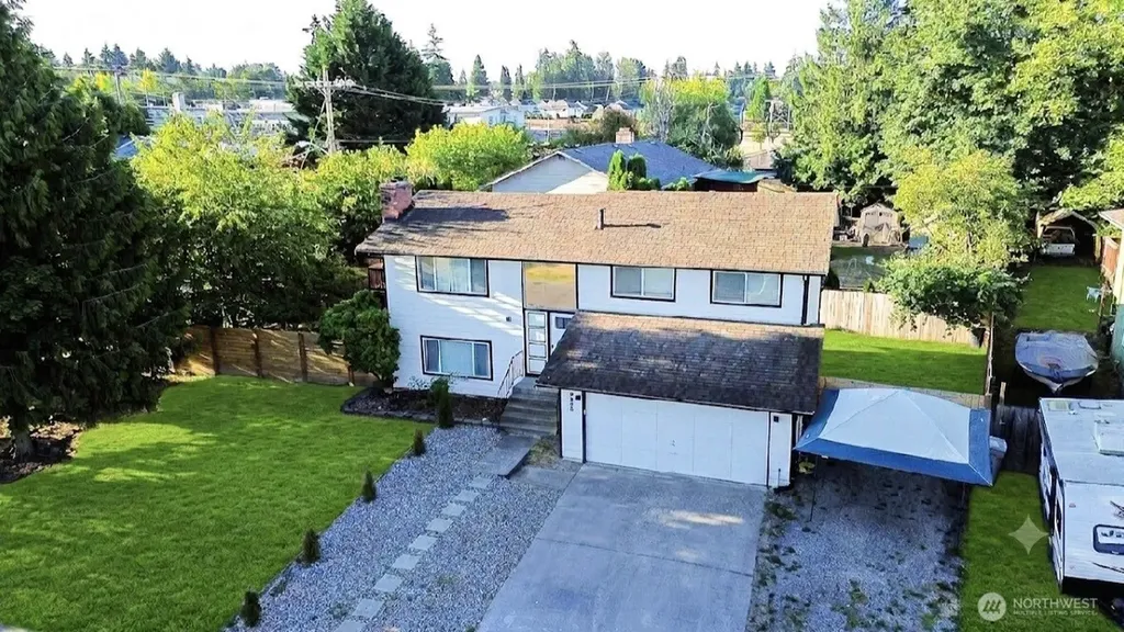 9755 S 239th Place Kent WA 98031