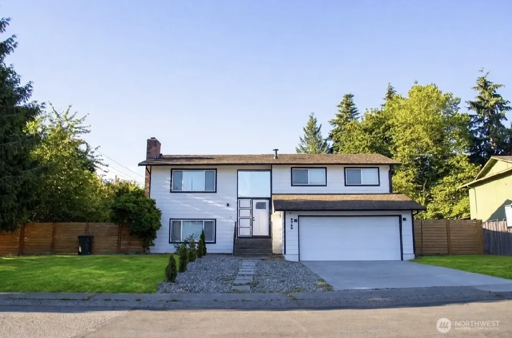 9755 S 239th Place Kent WA 98031