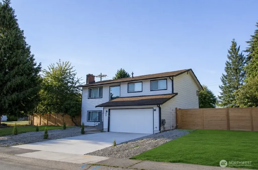 9755 S 239th Place Kent WA 98031