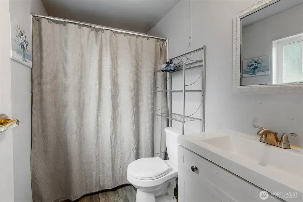 1815 SW 349th Place Federal Way WA 98023