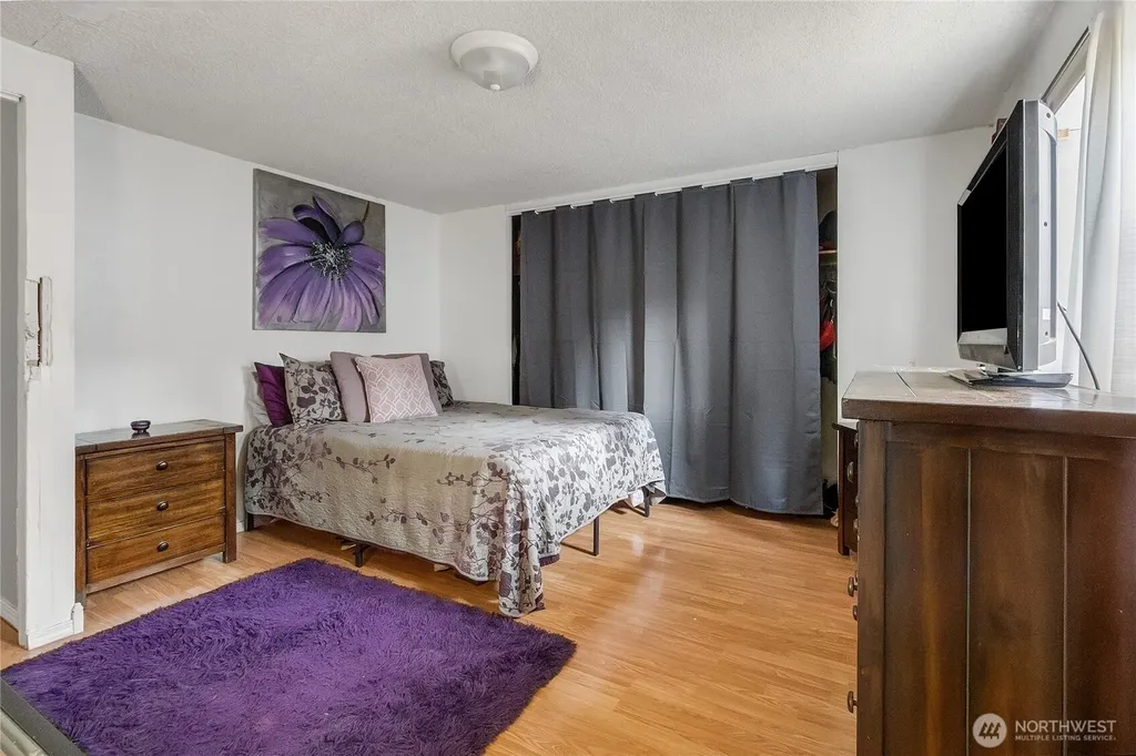 1815 SW 349th Place Federal Way WA 98023