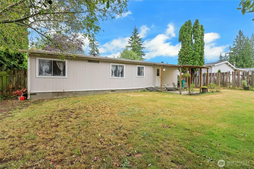 1815 SW 349th Place Federal Way WA 98023
