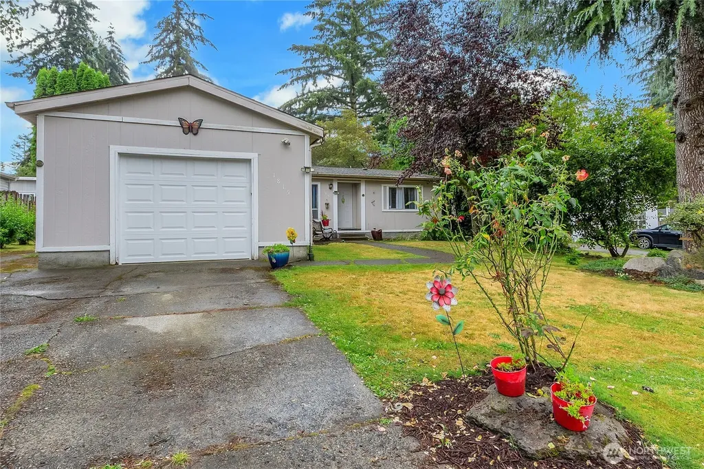 1815 SW 349th Place Federal Way WA 98023