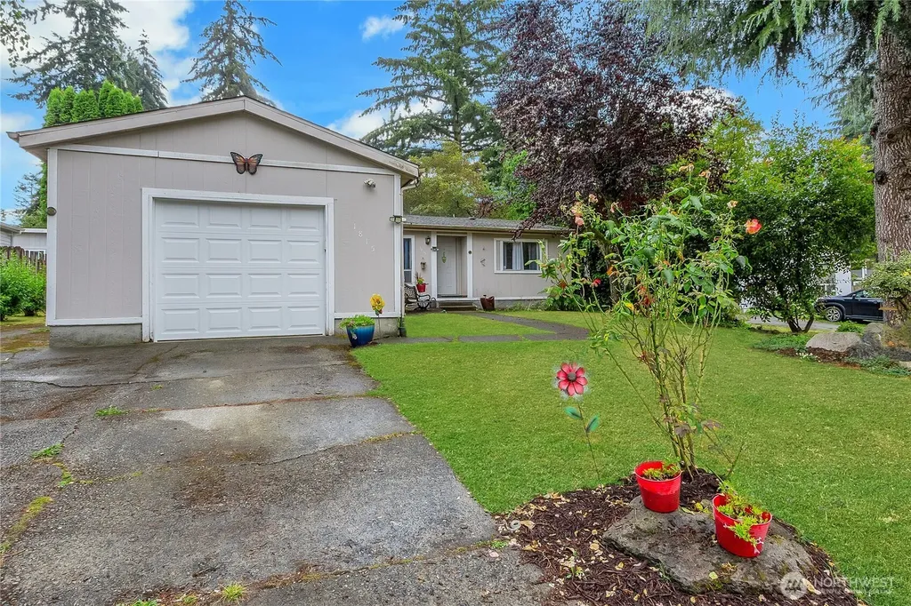 1815 SW 349th Place Federal Way WA 98023