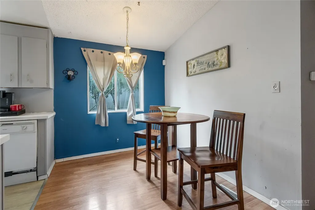 1815 SW 349th Place Federal Way WA 98023