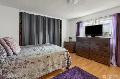 1815 SW 349th Place Federal Way WA 98023