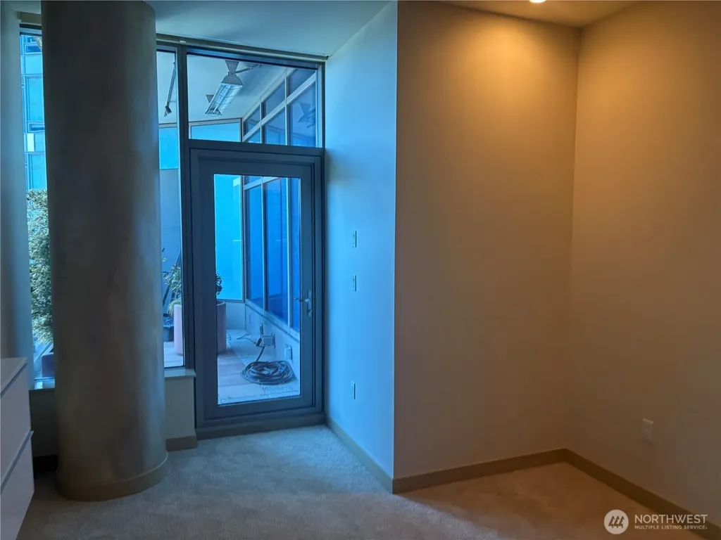 2033 2nd Avenue Seattle WA 98121