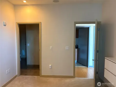 2033 2nd Avenue Seattle WA 98121