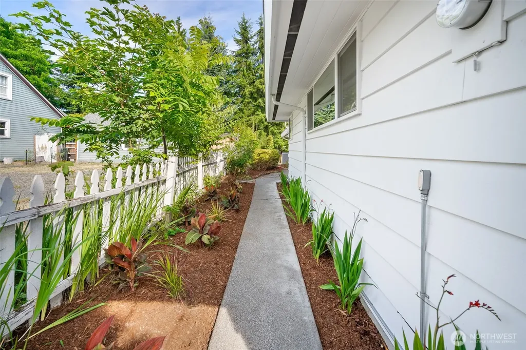 3224 Firwood Avenue Bellingham WA 98225